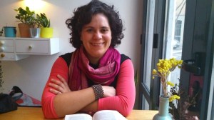 Los desayunos del Cometa aún se salvan. Su decoración, en definitiva, es de nuestras favoritas en Barcelona. Miren qué colores.